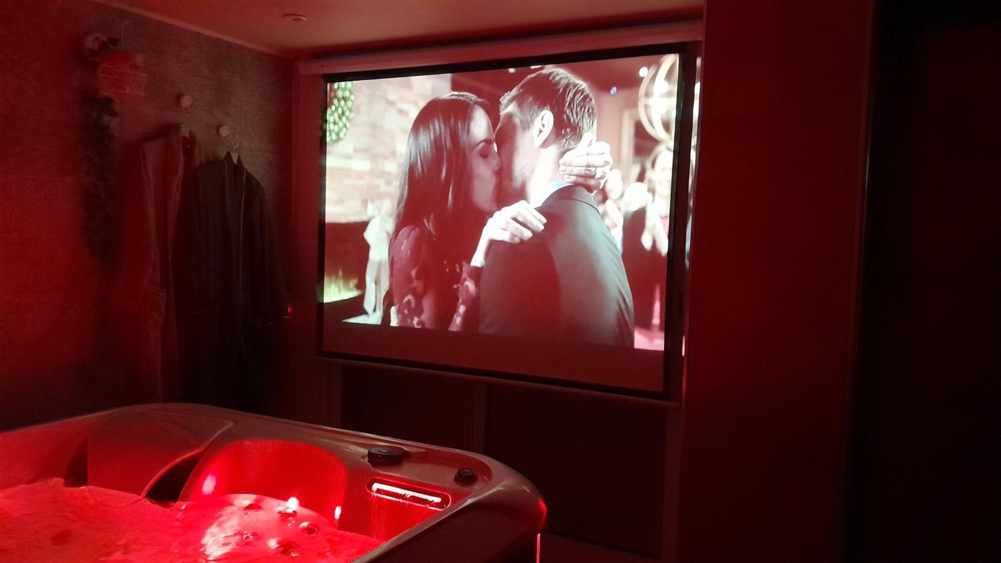 Lux, Chambre Spa Privatif Valenciennes Aulnoy-lez-Valenciennes Bagian luar foto